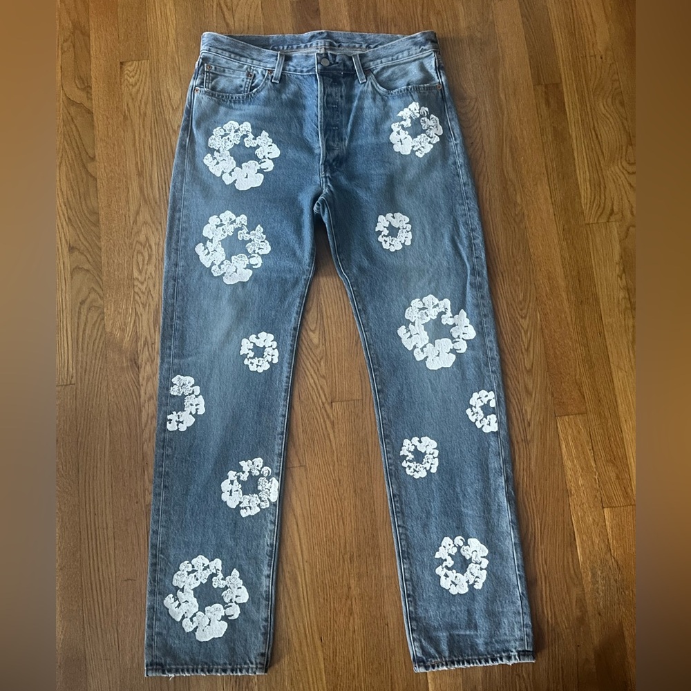 DENIM TEARS x LEVI’S COTTON WREATH JEANS